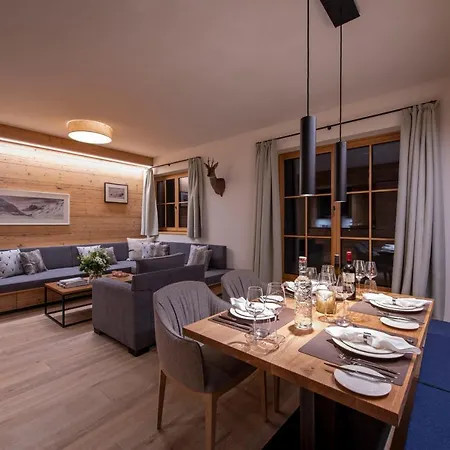 Brunnenhof Luxury Apartamento