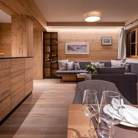 Brunnenhof Luxury Apartamento