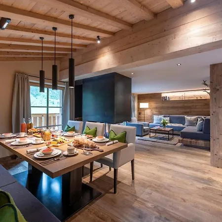 Brunnenhof Luxury Apartamento *