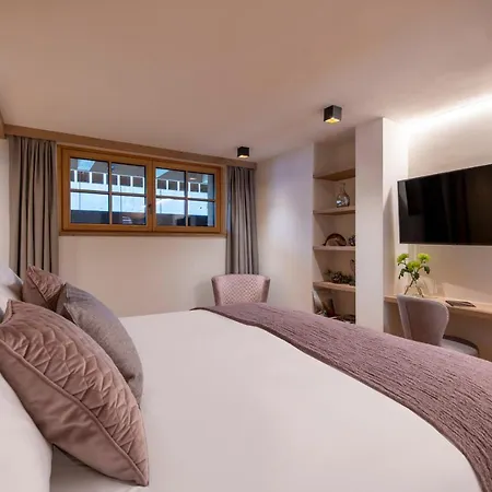 Brunnenhof Luxury Apartamento *